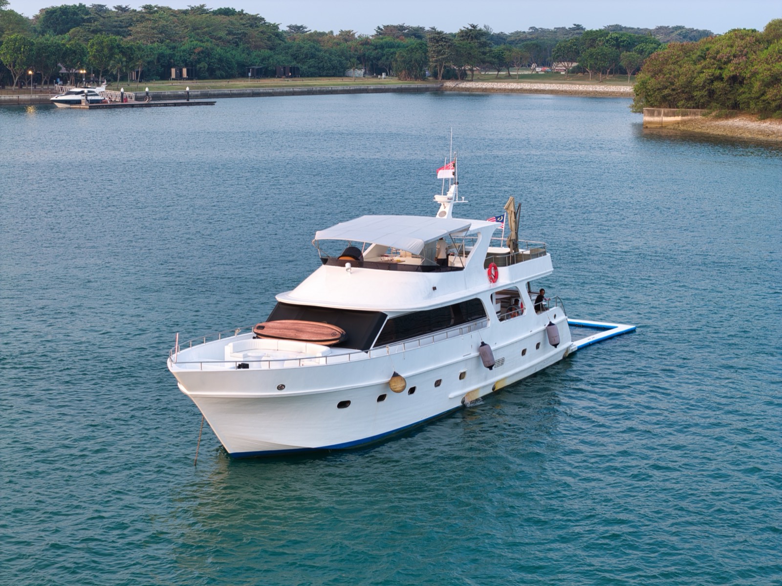 Explorer 82