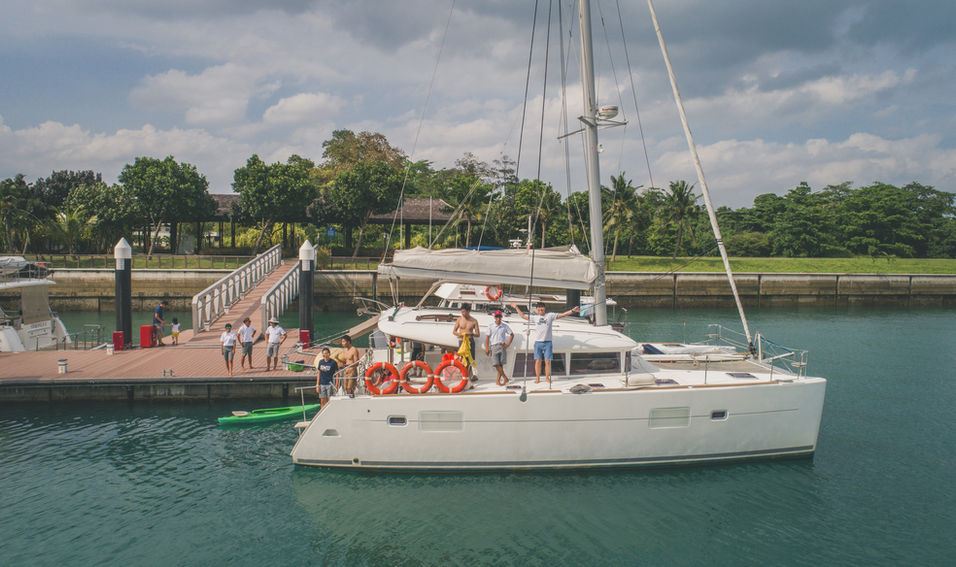 40 ft Lagoon 400 Sailing Catamaran deck Singapore