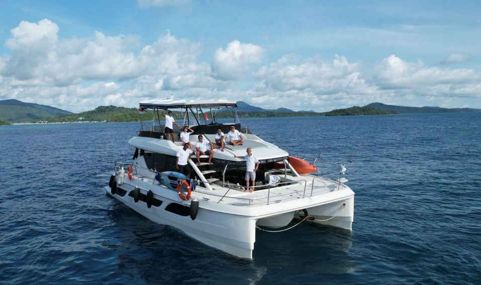 Aquila 48