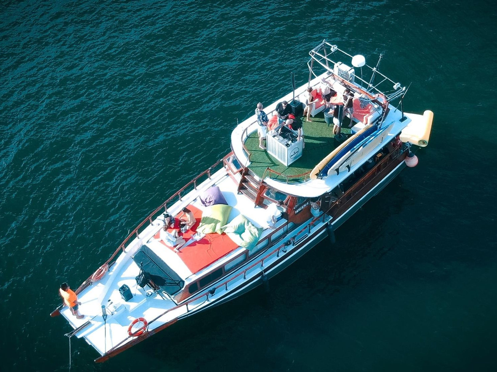 HK Junk Boat 45 deck Singapore