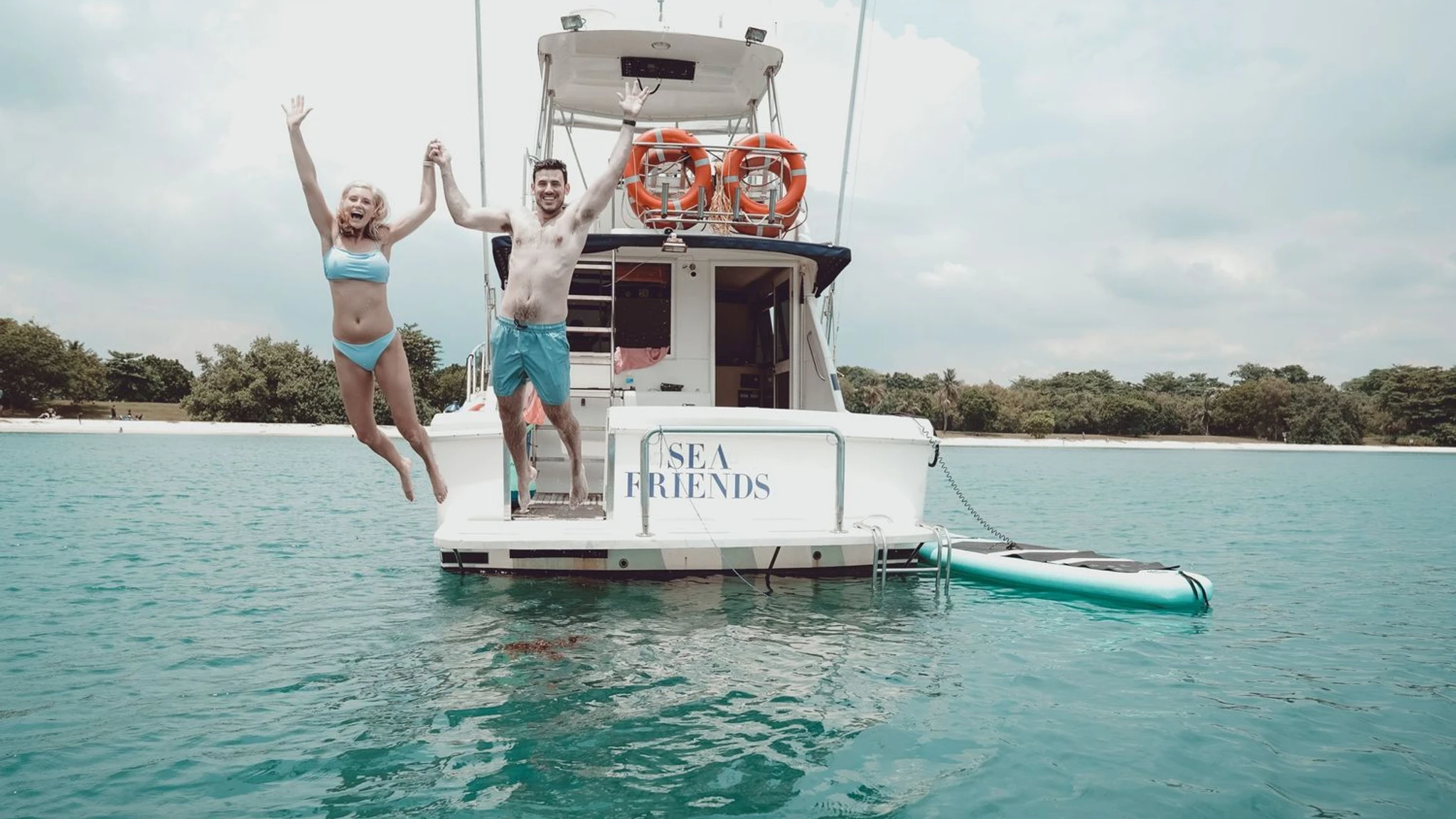 Private yacht charter team bonding Singapore at One°15 Marina